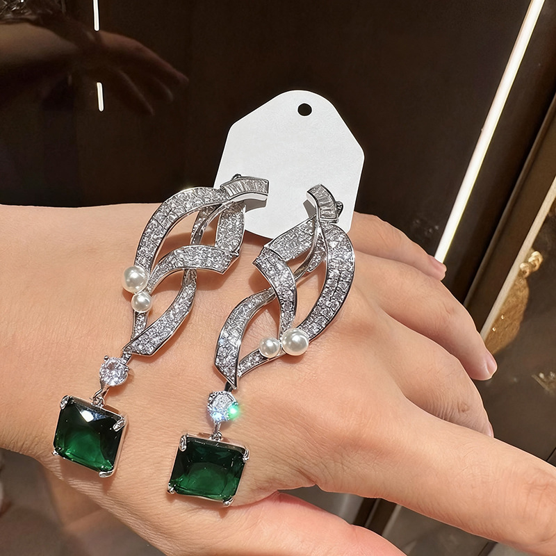 Anting Berlian Persegi Zamrud  - Women'S Fashion Magazines ulasan dan harga